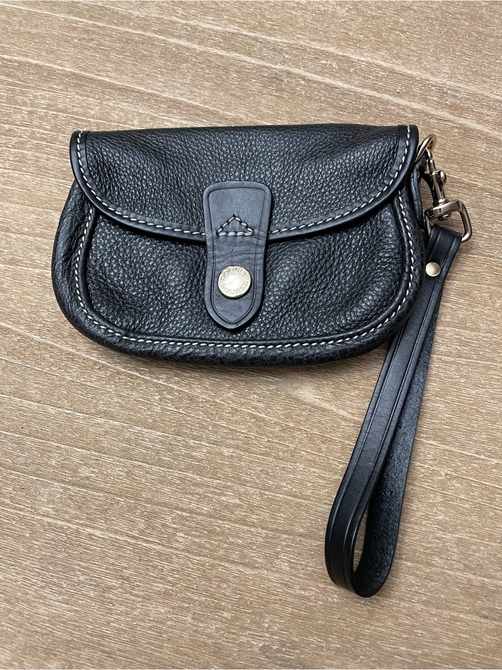 Dooney & Bourke Vintage Black Pebbled Leather Wristlet